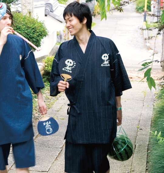Yukata and jinbei: dressing for summer